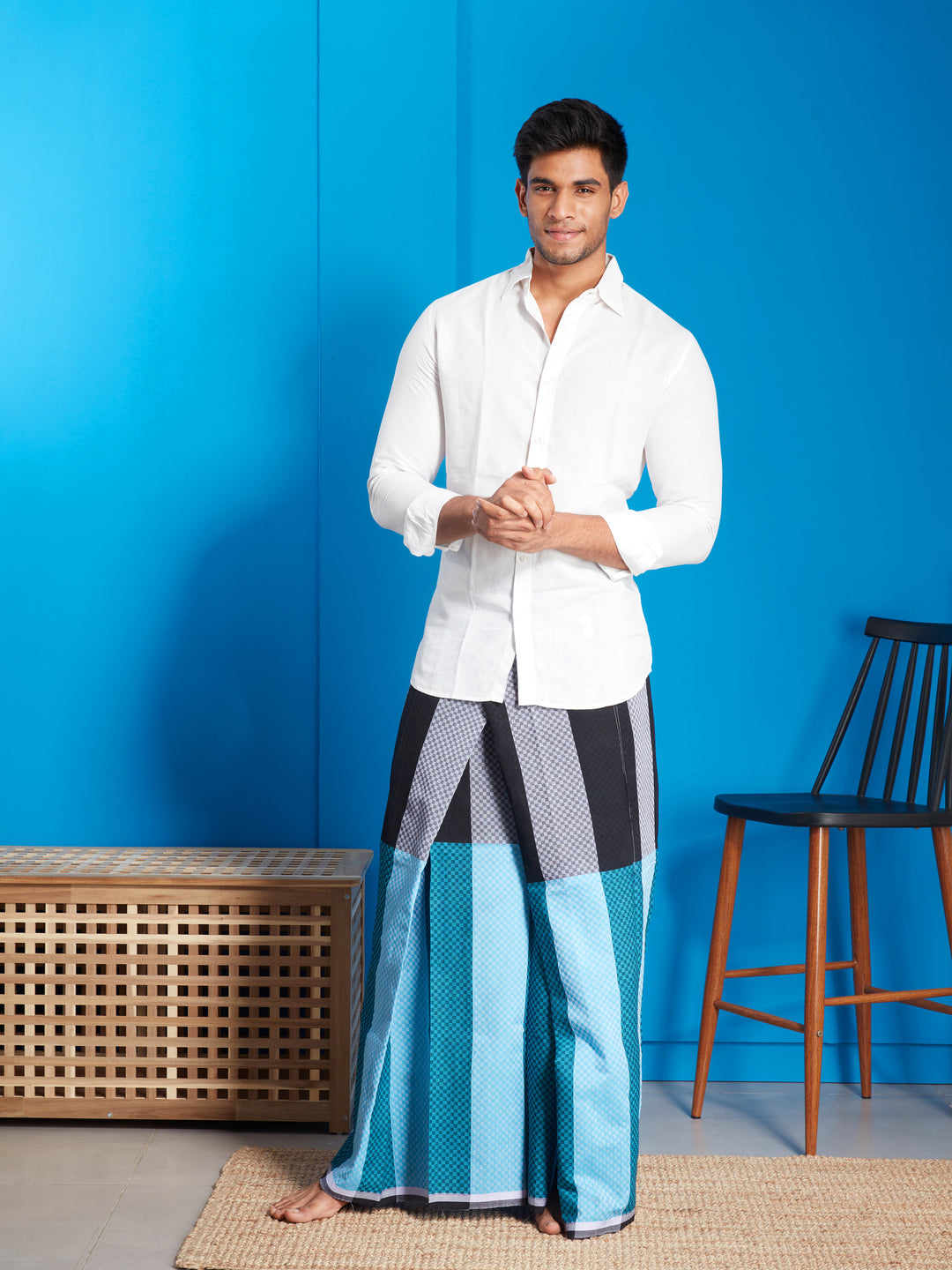 Areeba Black and Blue Cotton Lungi - AMT-001 - View 2